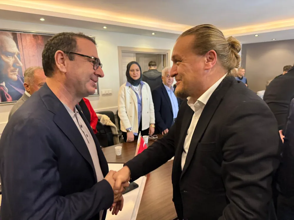 İYİ PARTİDE BAYRAM COŞKUSU