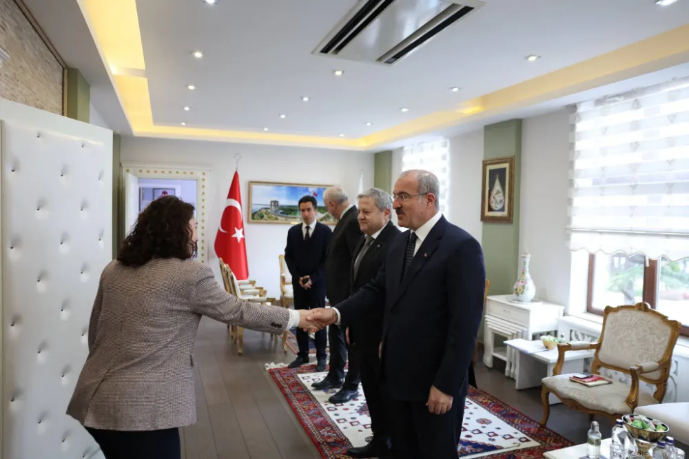 VALİ TORAMAN MESAİ ARKADAŞLARIYLA BULUŞTU