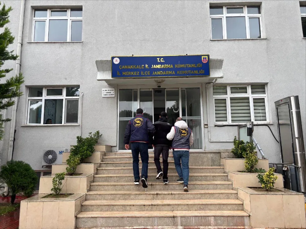 JANDARMADAN FİRARİLERE GECE YARISI PENÇESİ