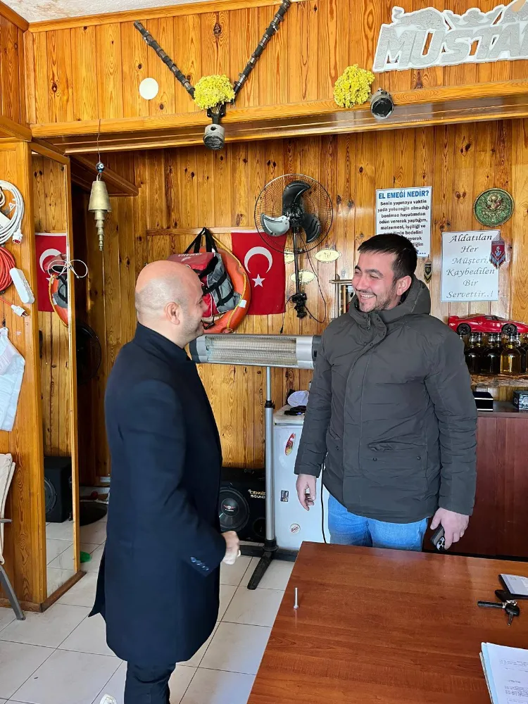 BAŞKAN KELEŞ GÖKÇEADA ÇARŞISINDA